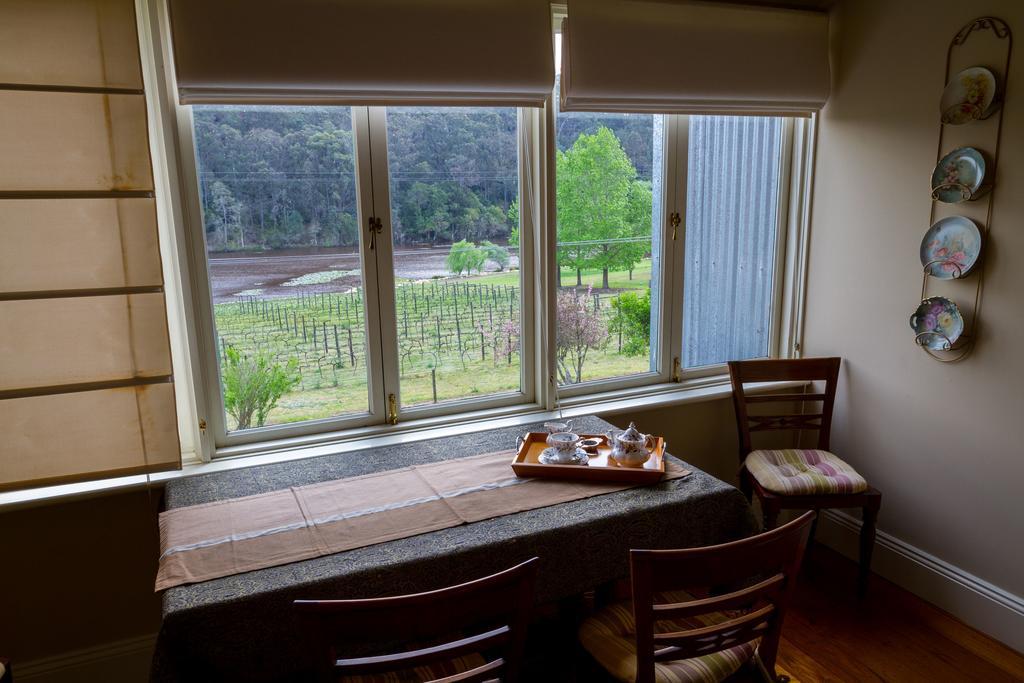 Tizzana Winery Bed And Breakfast Sackville Reach Kültér fotó